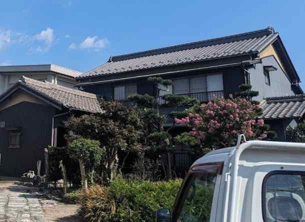 清須市 黒系 シックな和風住宅 外壁塗装 施工例 塗装前 イメージ