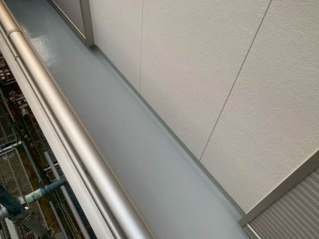 名古屋市緑区　ナチュラルモダン住宅　外壁塗装　施工例　ベランダ防水塗装完成　イメージ