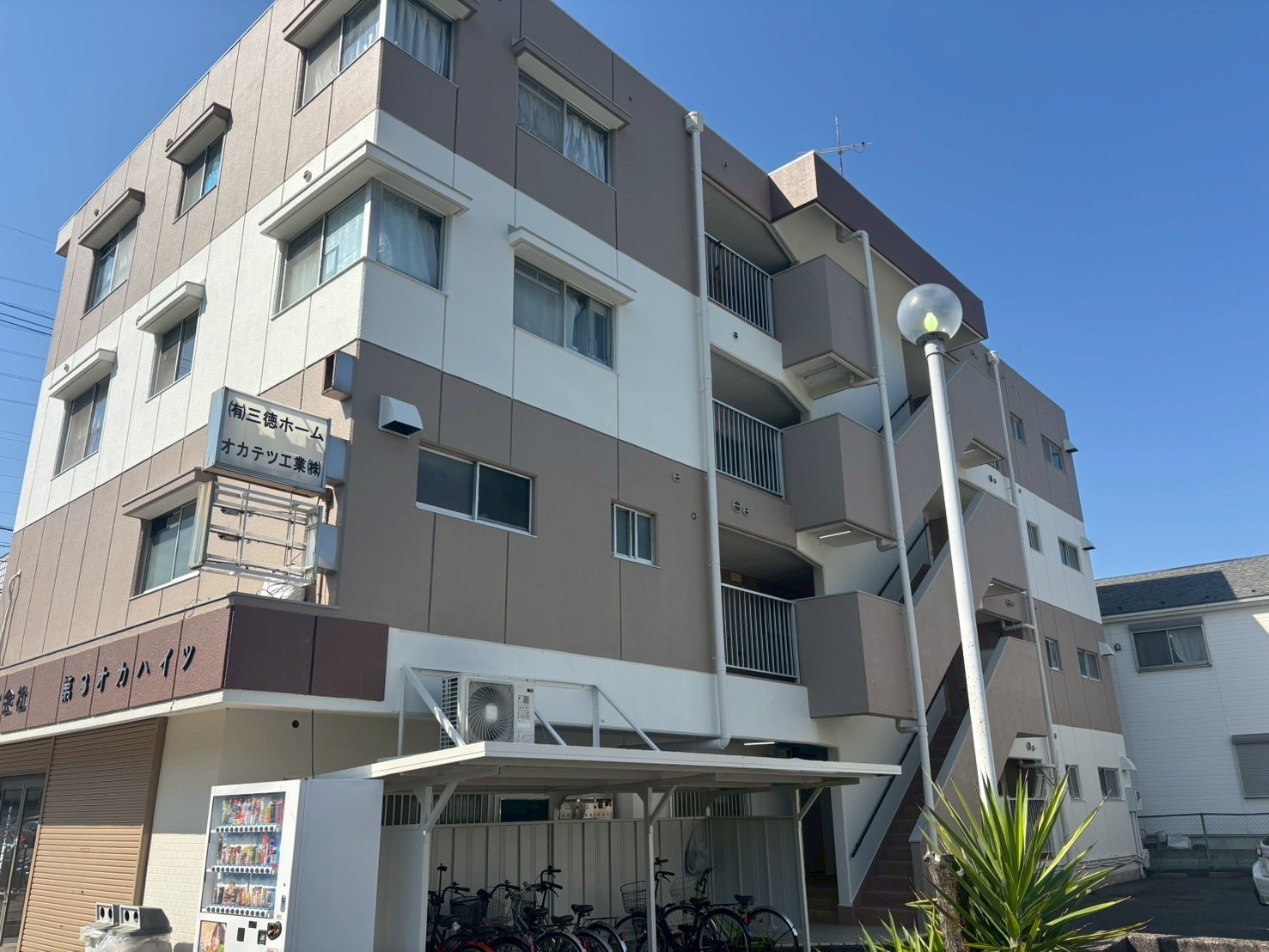 賃貸物件の資産価値を高める外壁塗装|第3オカハイツ(春日井市)施工例