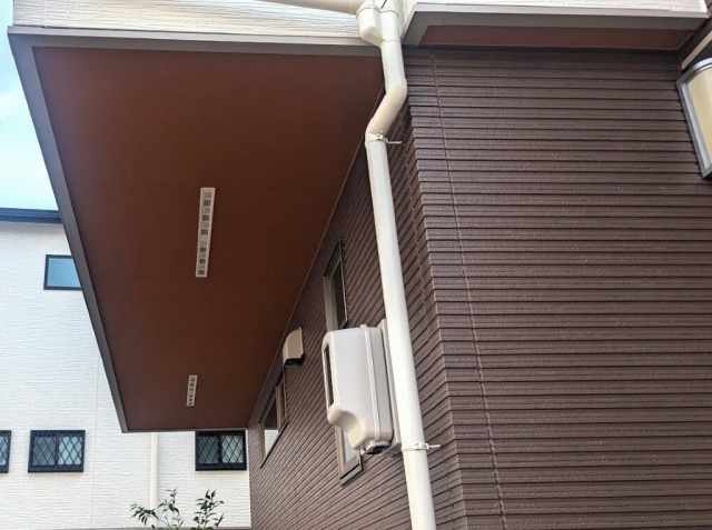 名東区　ホワイト系　洋風住宅　外壁塗装　施工例　イメージ