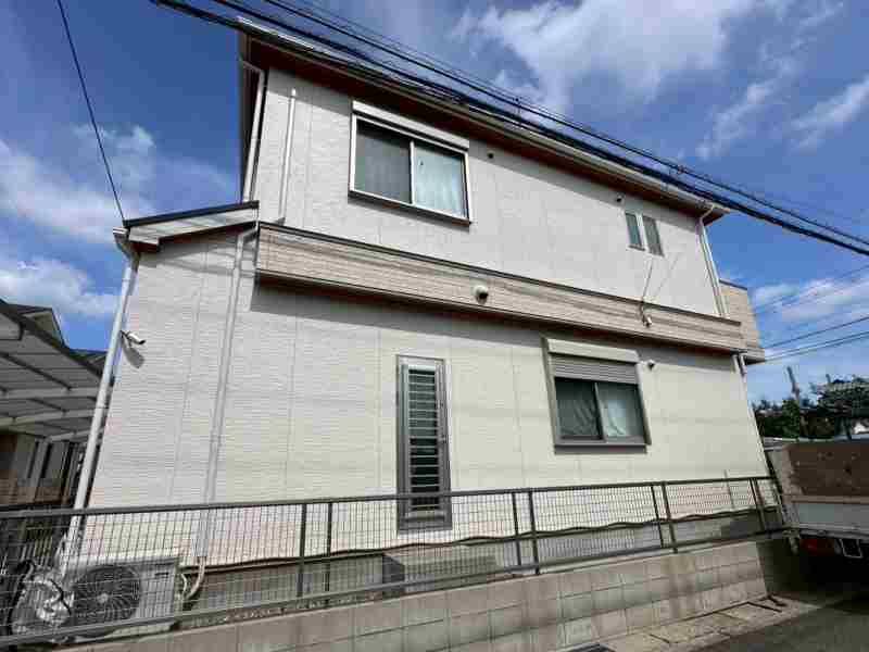 守山区 ベージュ系の上品なツートンカラー 外壁塗装 施工例 外壁塗装側面 完成 イメージ
