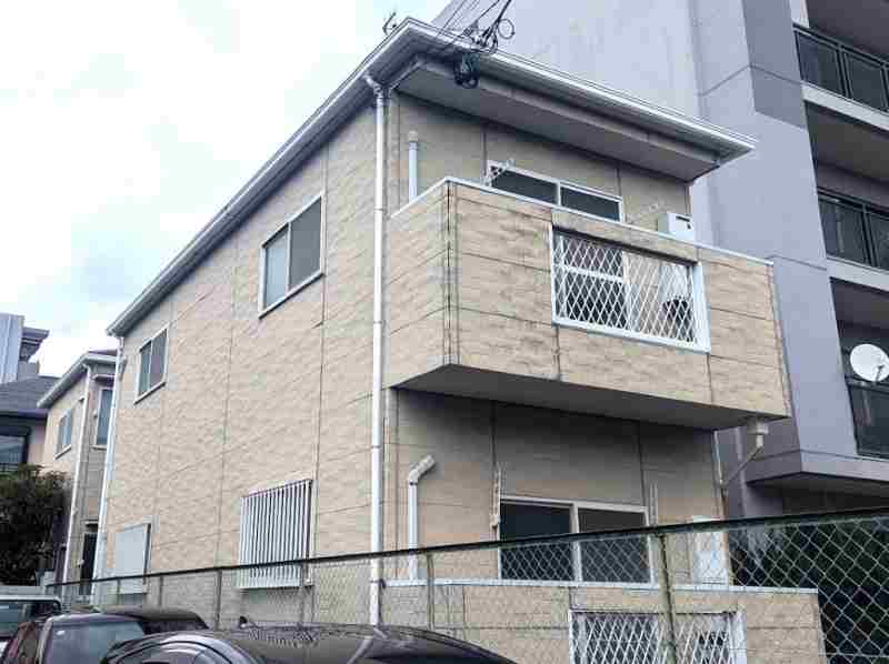 千種区　ナチュラル系ツートンカラー　賃貸アパート外壁塗装　施工例　塗装前　イメージ