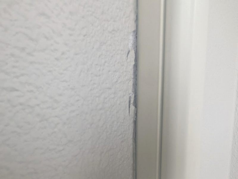 千種区　ブラウン×ベージュ系　外壁塗装　施工例　外壁塗装前塗膜の剥がれ　イメージ