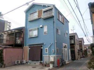 豊山町 O様邸｜シャビーなブルーで一新した北欧風の外壁塗装　施工例