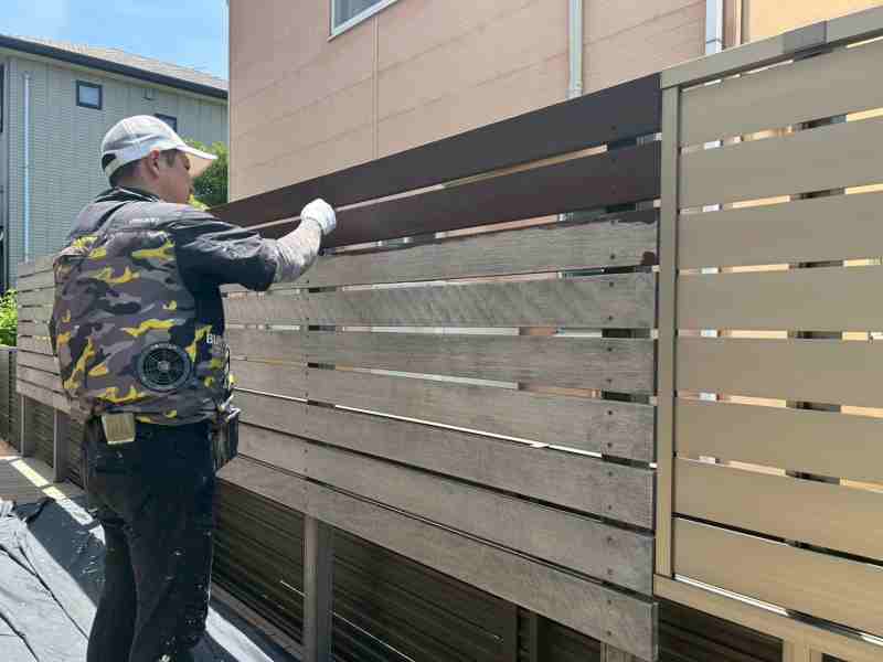 長久手市　ウッドデッキ・フェンス塗装　施工例　ウッドフェンス上塗り　イメージ