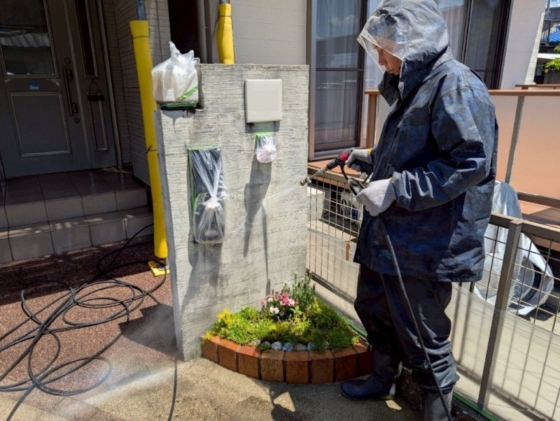 守山区　エサキホーム　ベランダ多彩仕上げ　外壁塗装　施工例　外壁塗装前　外構高圧洗浄作業　イメージ
