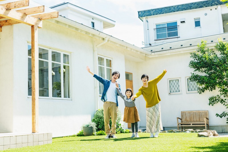 外壁塗装の色と気持ちの関係⑧ 住まいの外壁色は「家族の未来」を彩ります イメージ