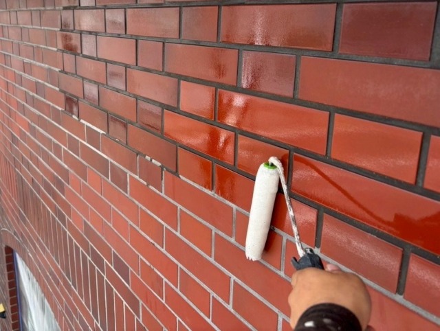 名古屋市西区　3階建ビル　スタイリッシュグレー系　外壁塗装　施工例　タイル外壁クリヤー塗装　イメージ