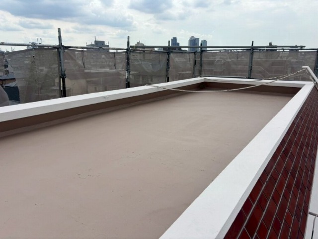 名古屋市西区 3階建ビル スタイリッシュグレー系 外壁塗装 施工例 屋上防水塗装 完成 イメージ