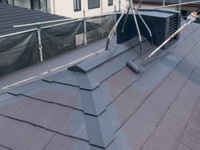 名古屋市名東区　モダン住宅　ツートンカラー外壁塗装　施工例　屋根塗装　イメージ