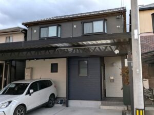 名古屋市守山区 クールなブラウン×ネイビー系 多彩仕上げ 外壁塗装 施工例