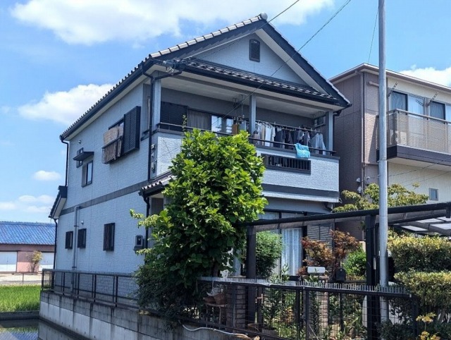 大治町　ベージュ×アイボリー系　外壁ツートンカラー塗装　施工例 　イメージ