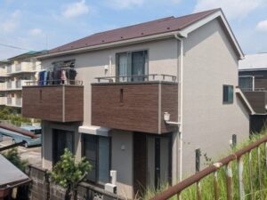名古屋市中川区　ナチュラルベージュ×木目調ダブルトーン　外壁塗装　施工例