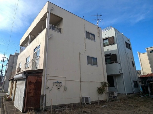 名古屋市北区 明るく整えるホワイト外壁×遮熱屋根 外壁塗装 施工例 外壁塗装側面 完成 イメージ