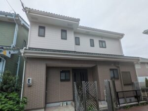 名古屋市北区　タイル調サイディングを活かしたダブルトーン仕上げ　外壁塗装　施工例