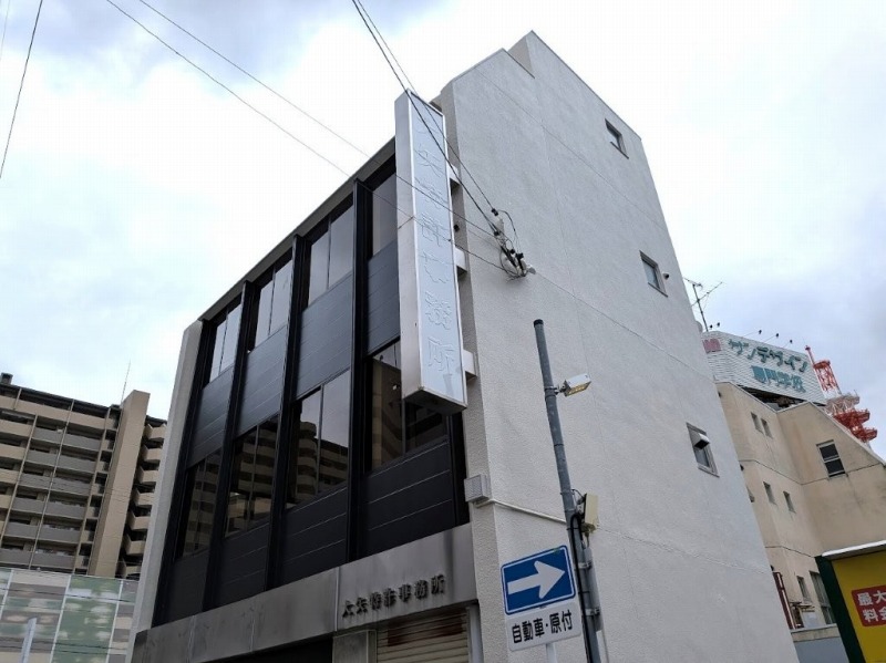 熱田区　3階建てビル　外壁塗装　施工例　完成　イメージ
